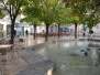  Fontaine et terrasse de café (place Saint-Pierre)